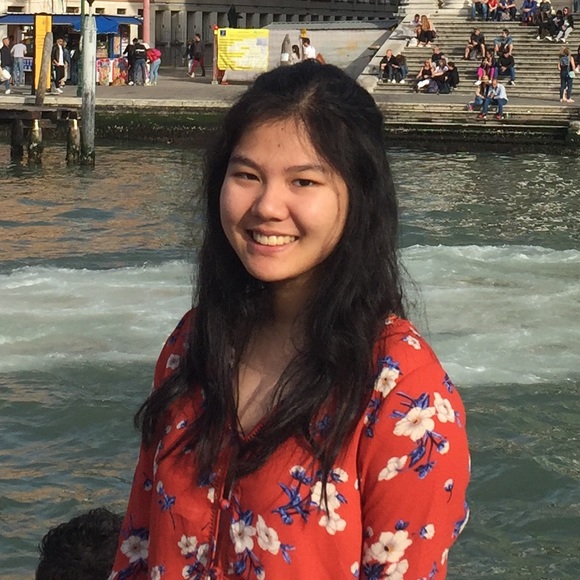 Meet your Posher, Margret - Picture 1 of 1